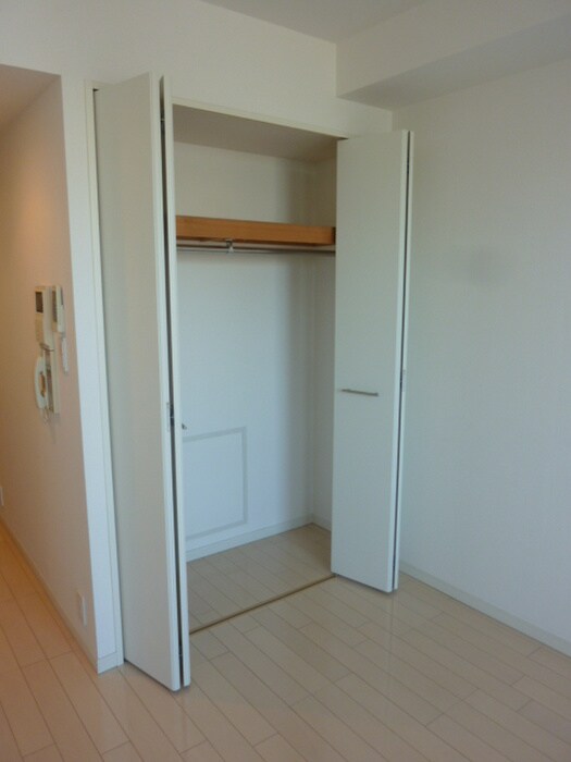 物件内観写真12　(収納)