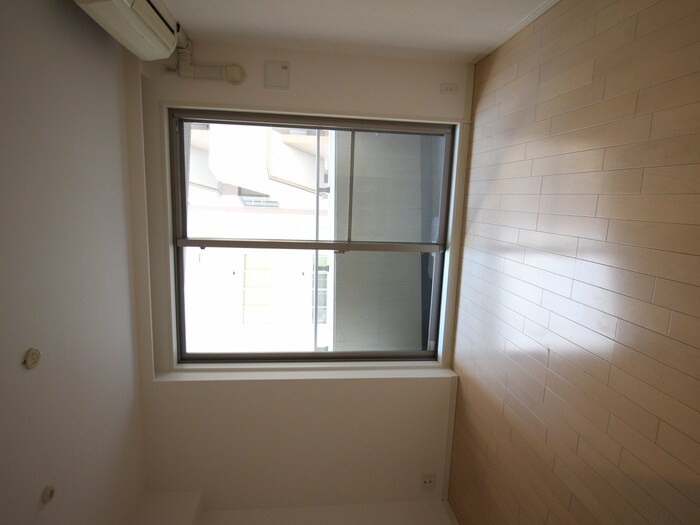 物件内観写真12　(居室)