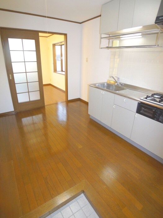 物件内観写真11　(玄関)