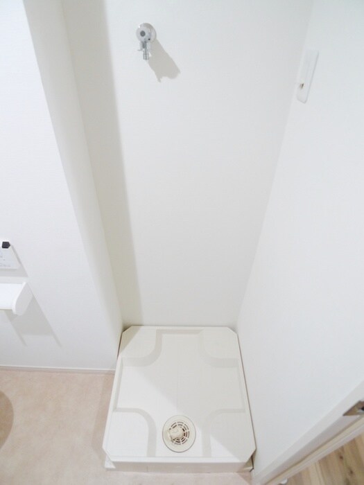 物件内観写真20　(洗濯機置場)