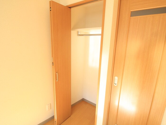 物件内観写真11　(収納)