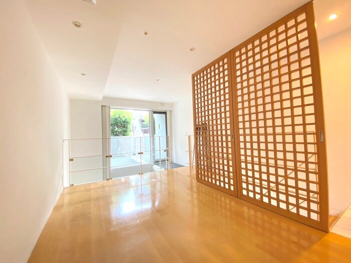 物件内観写真10　(居室)