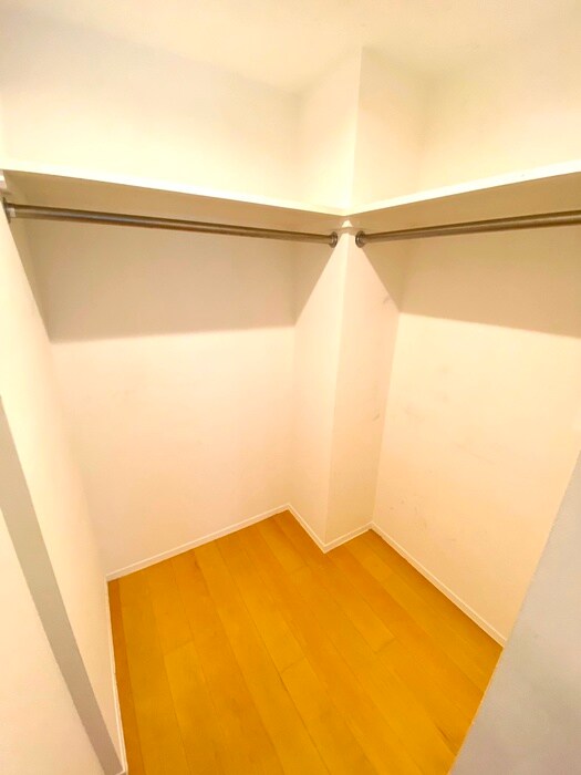 物件内観写真12　(収納)