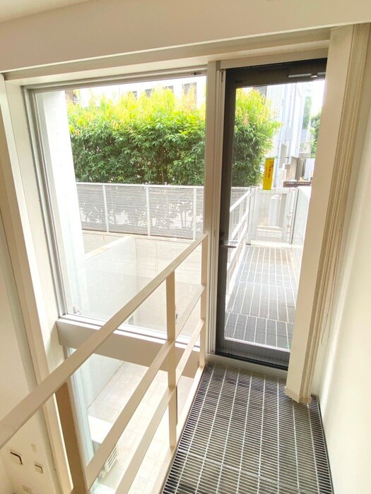 物件内観写真22　(室内からの展望)