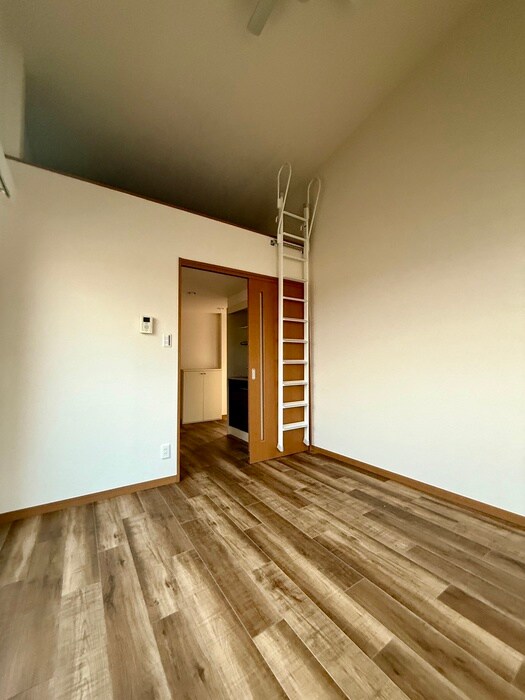 物件内観写真7　(居室)