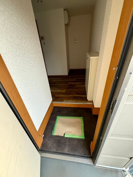 物件内観写真17　(玄関)