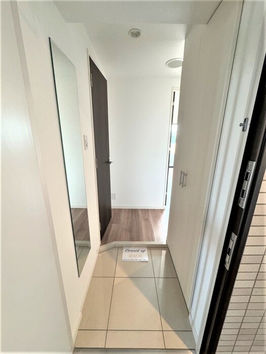 ティモーネ　グランデ町屋の玄関