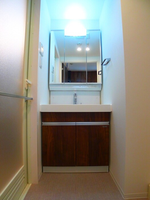 物件内観写真11　(洗面)