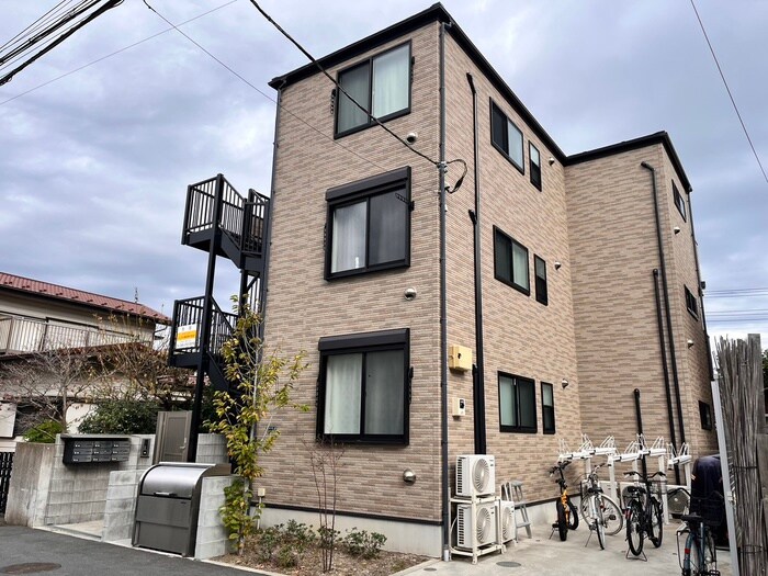 物件外観写真2　(外観写真)