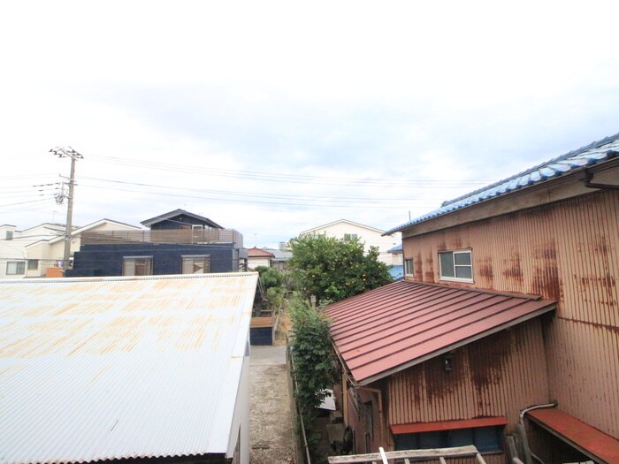 物件内観写真16　(室内からの展望)