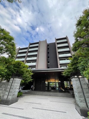 ｸﾞﾗﾝﾄﾞﾋﾙｽﾞ三軒茶屋ﾄｯﾌﾟｶﾞｰﾃﾞﾝ外観写真
