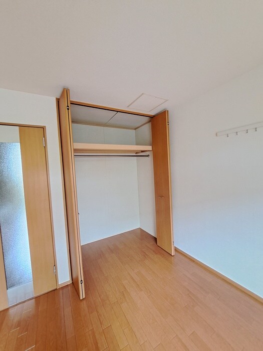 物件内観写真9　(収納)