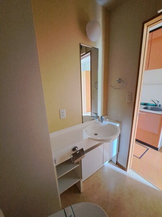 物件内観写真15　(洗面)