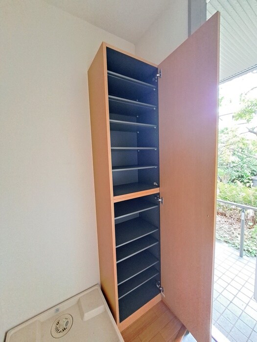 物件内観写真16　(靴箱)