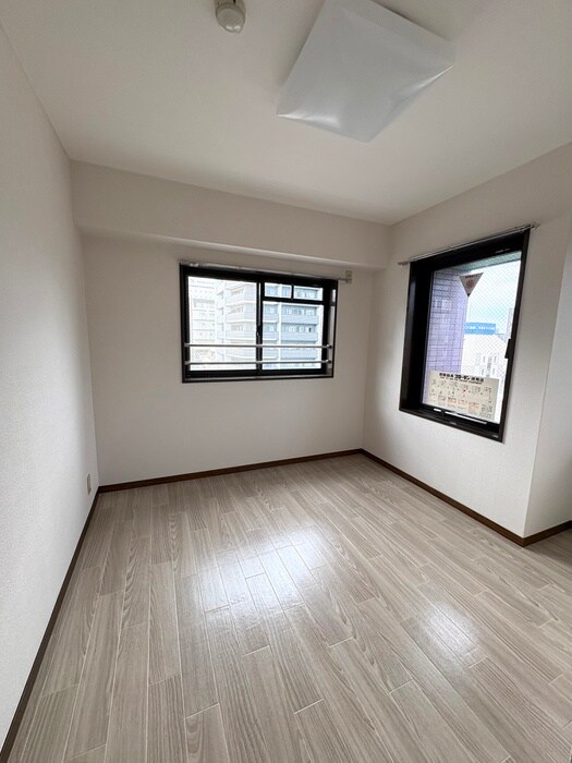 物件内観写真18　(居室)