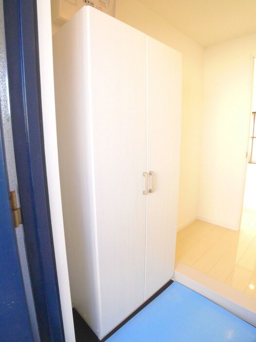 物件内観写真15　(靴箱)