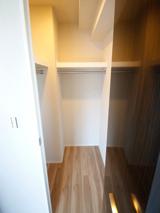 物件内観写真10　(収納)