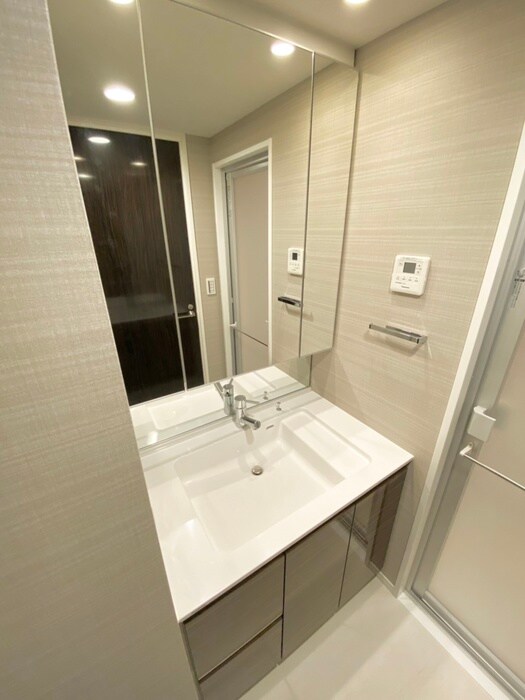 物件内観写真11　(洗面)