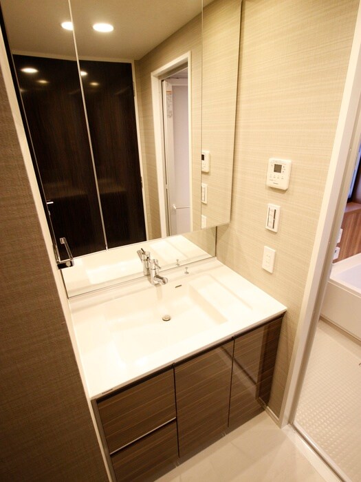 物件内観写真13　(洗面)