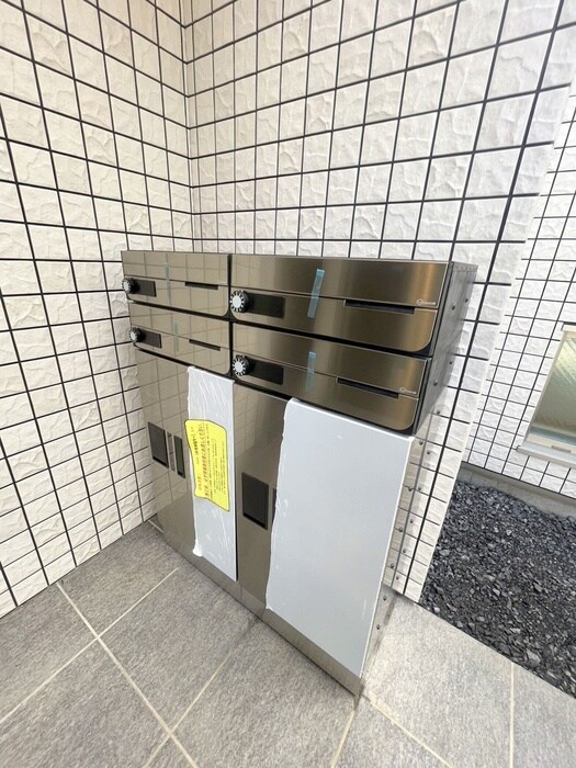 物件外観写真4　(建物設備)