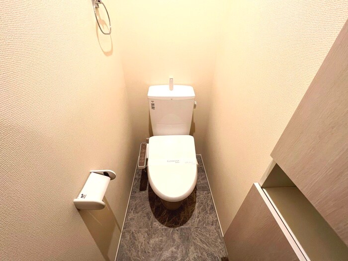 物件内観写真12　(トイレ)