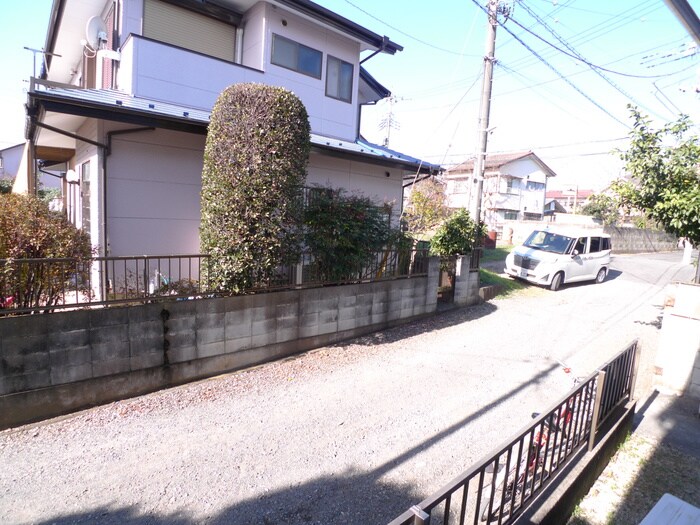 物件内観写真13　(室内からの展望)