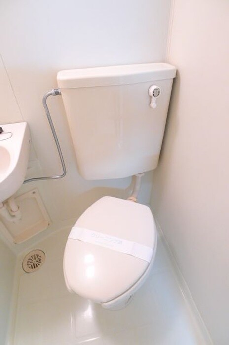 物件内観写真13　(トイレ)