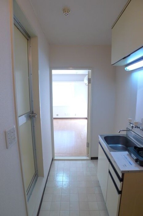 物件内観写真15　(廊下)