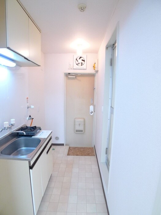 物件内観写真19　(廊下)