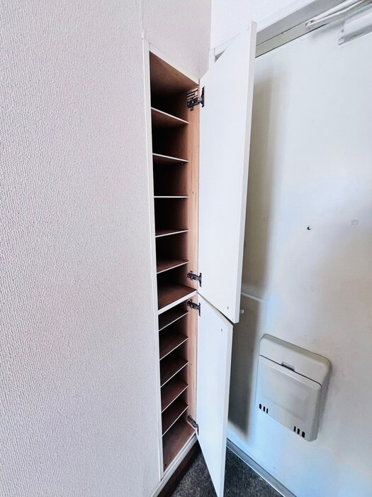 物件内観写真17　(靴箱)