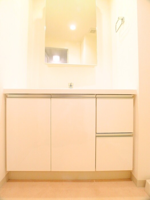 物件内観写真11　(洗面)