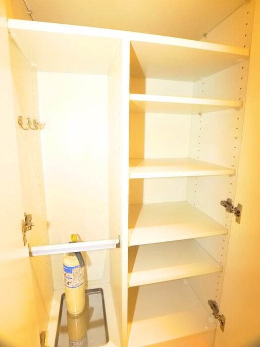 物件内観写真19　(靴箱)