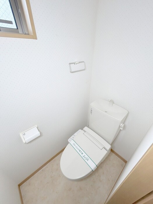 物件内観写真12　(トイレ)