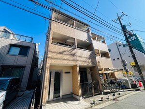 ウェルチュ－ブ新城外観写真