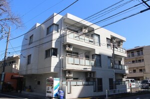 ラ・ジョワイユース外観写真