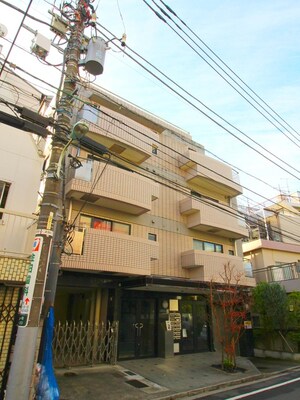 アドニス外観写真