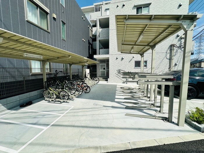 GRAN PASEO六町の駐輪場