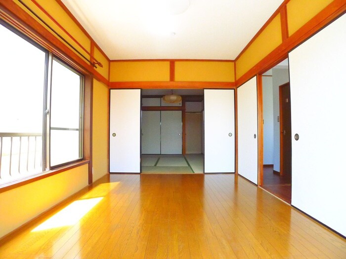 物件内観写真4　(居室)