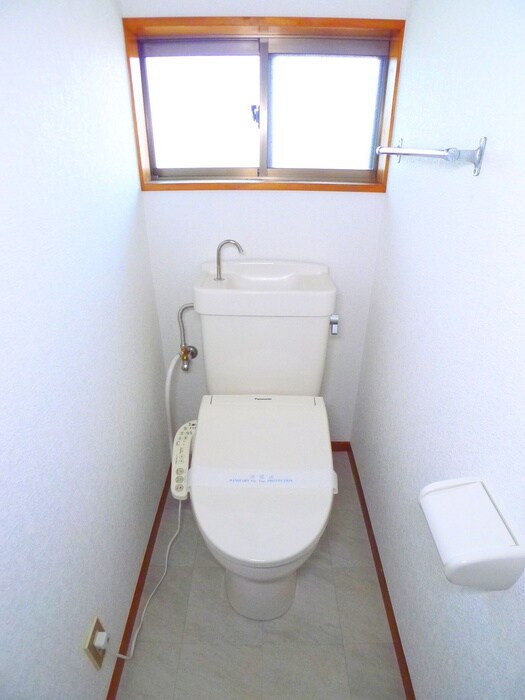 物件内観写真13　(トイレ)