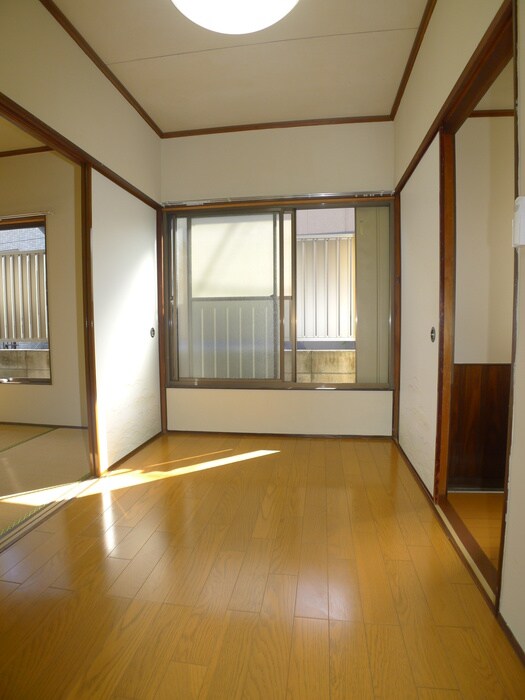 物件内観写真11　(居室)