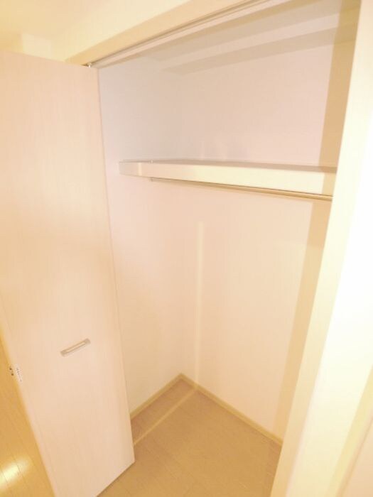 物件内観写真8　(収納)