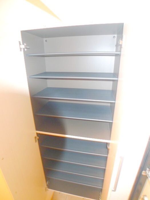 物件内観写真13　(靴箱)