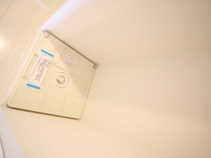 物件内観写真15　(洗濯機置場)