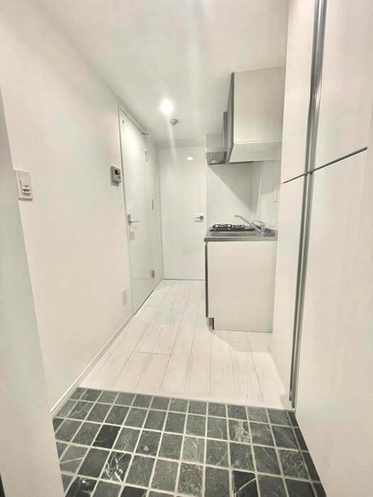 物件内観写真16　(廊下)