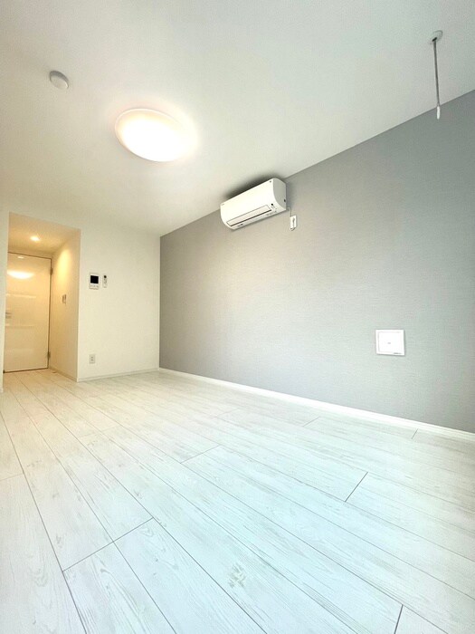 物件内観写真18　(室内からの展望)