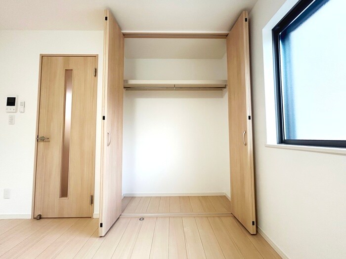 物件内観写真10　(収納)