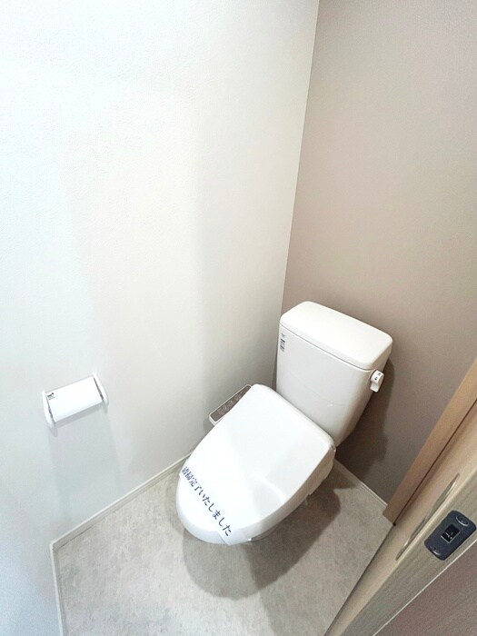 物件内観写真13　(トイレ)