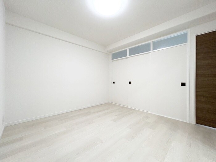 物件内観写真3　(居室)