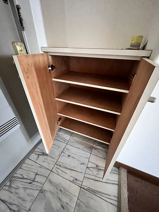 物件内観写真7　(靴箱)