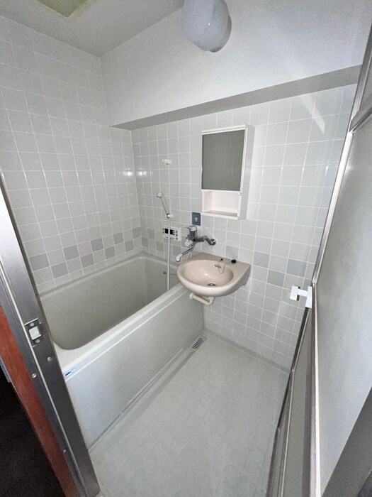 物件内観写真12　(バス／シャワールーム等)